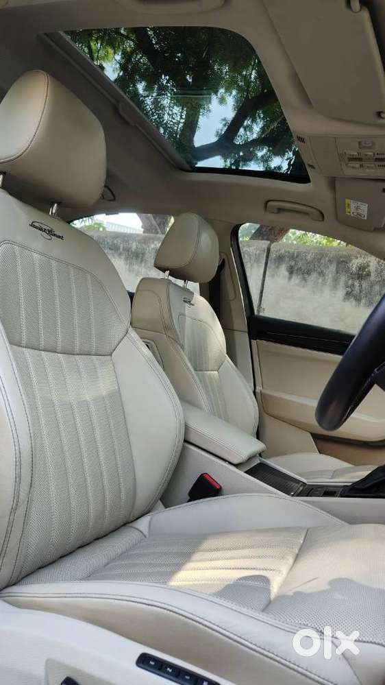 Skoda Superb 2.0 L&k Tsi At, 2022, Petrol