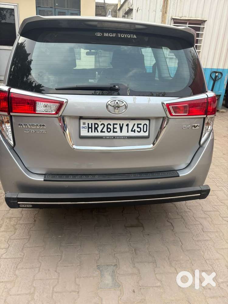 Toyota Innova Crysta 2022 Diesel Well Maintained