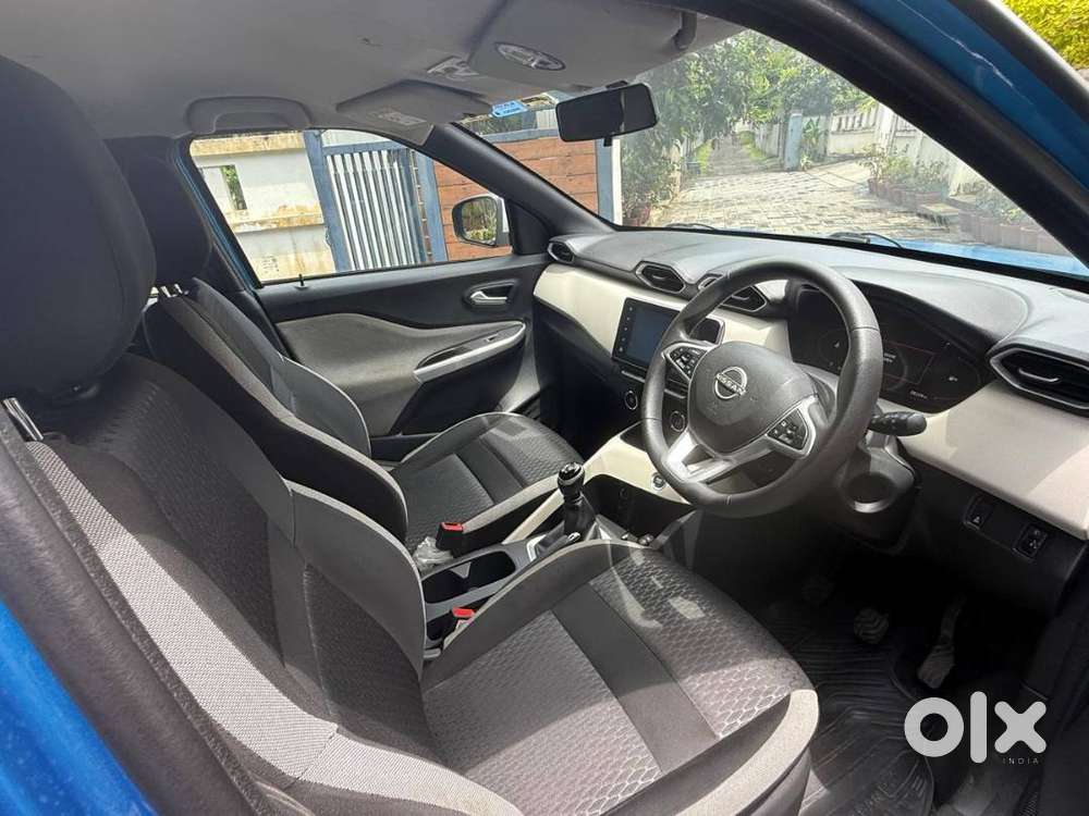 Nissan Magnite Turbo Manual Xv Dual Tone