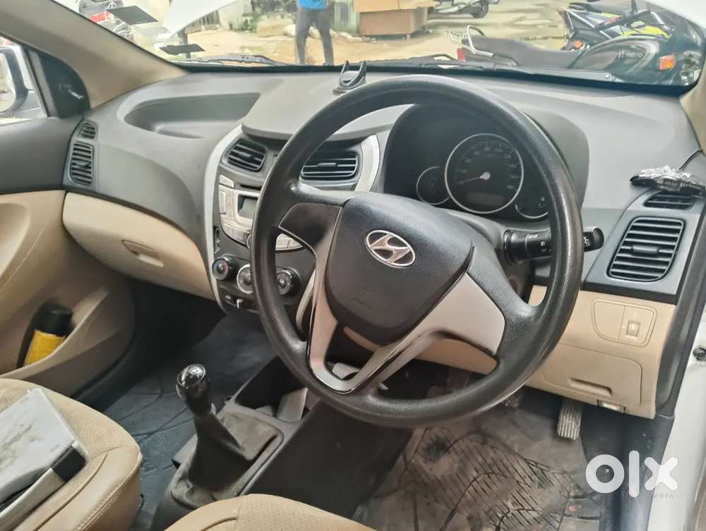 Hyundai Eon Sportz 2013 Petrol