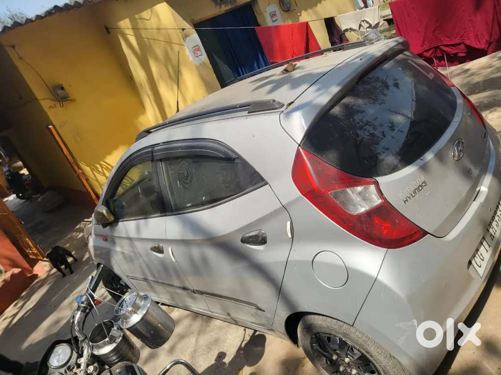 Hyundai Eon 2016 Gadi Chali Nhi Hai Owner Ghar Me Hi 3 Ho Gye Hai