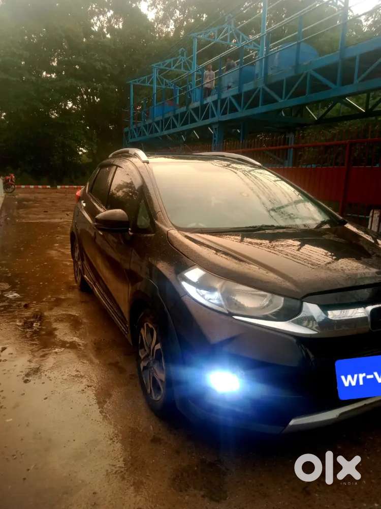Honda Wr-v Vx Top And End Model November 2017 Very Good Condition..