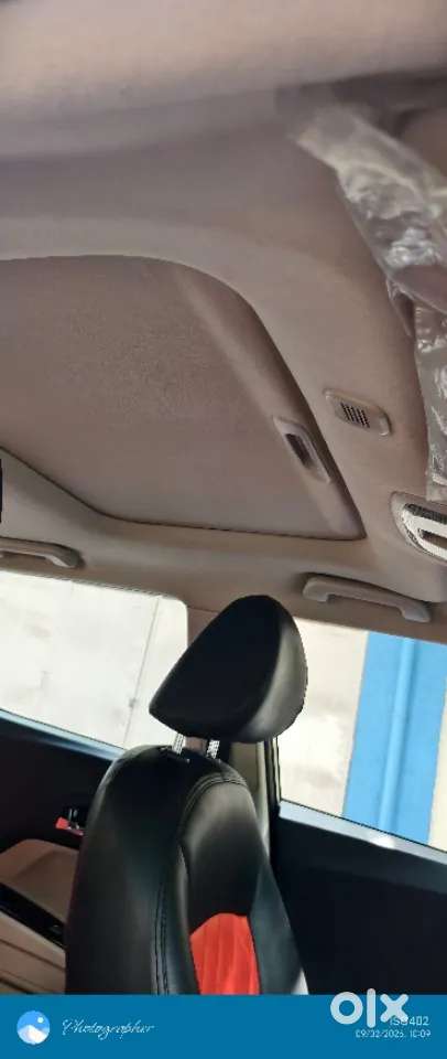 Mahindra Xuv300 W8 Amt Diesel, 2021, Diesel