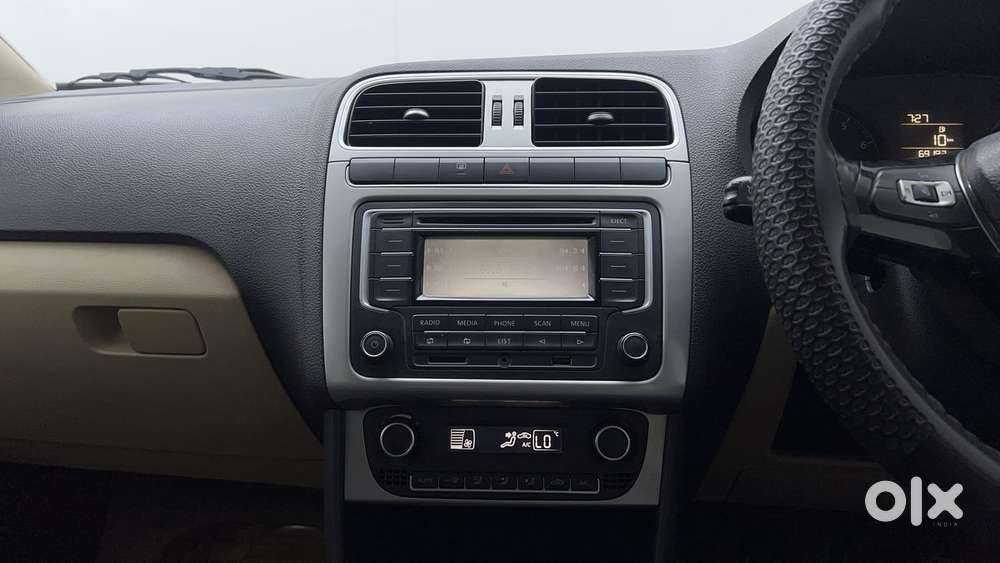 Volkswagen Polo 2009-2013 Petrol Highline 1.2l, 2015, Petrol