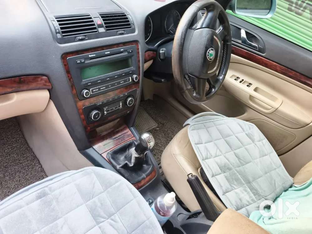 Skoda Laura 2011 Diesel 165000 Km Imported Roof ...r.c Valid  2030 Dec
