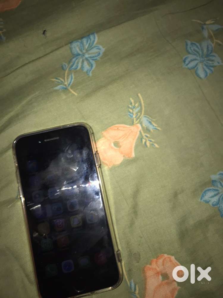 I phone se 2020 64GB storage