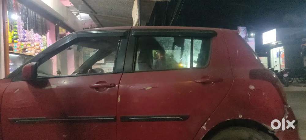 Maruti Swift Vxi 2015