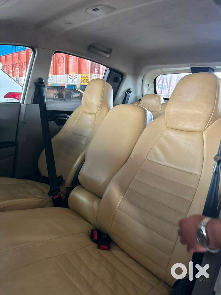 Mahindra KUV 100 Manual 2016