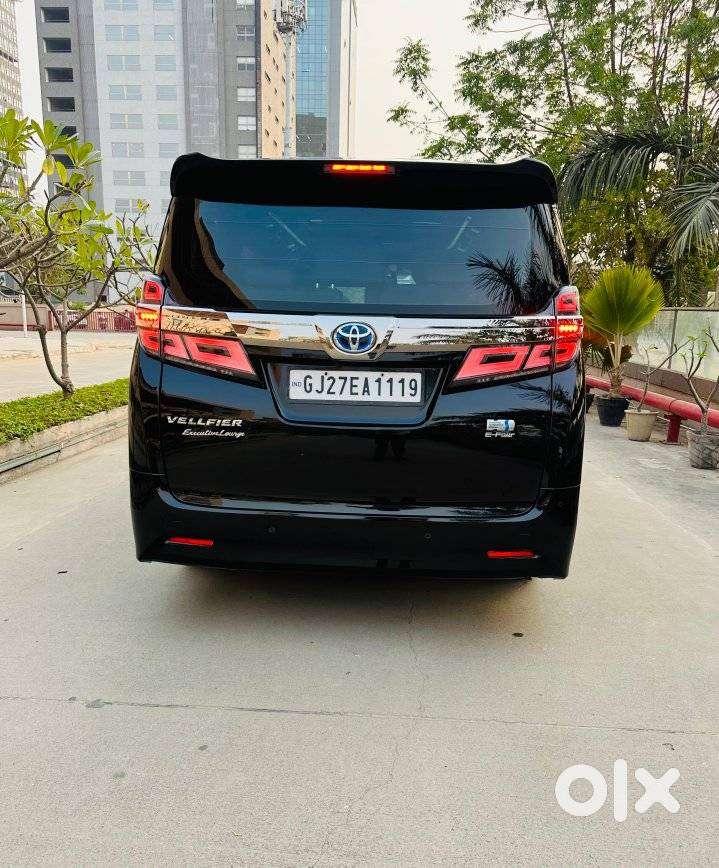 Toyota Vellfire Vip – Executive Lounge, 2021, Petrol