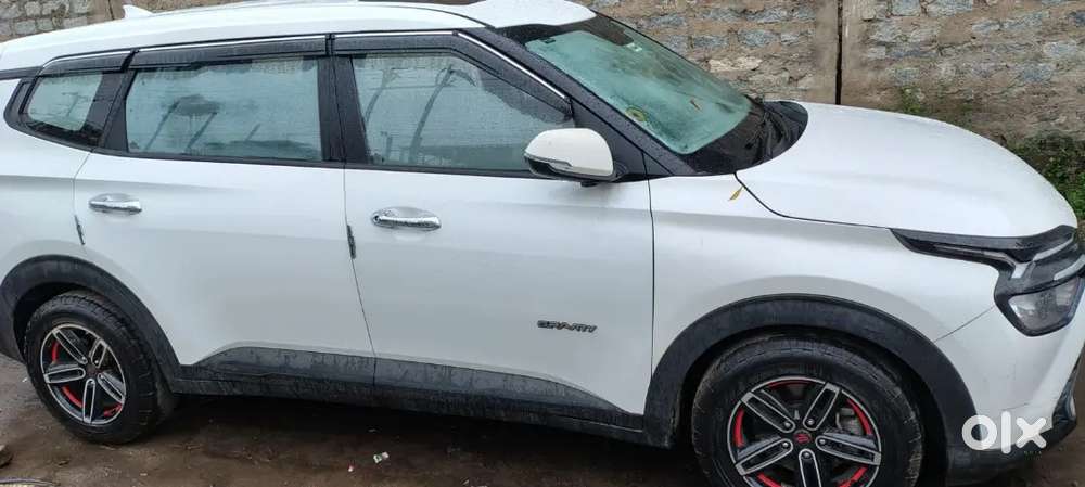 Kia Carens Diesel 2024 Manual 56000 Km