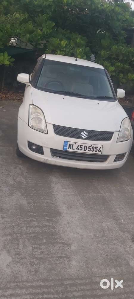 Maruti Suzuki Swift 1.3 Vxi, 2010, Petrol