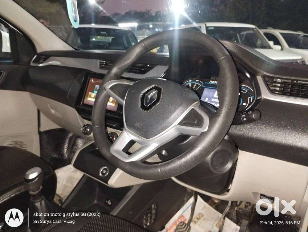 Renault Triber Rxz, 2020, Petrol