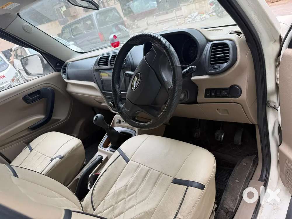Mahindra Tuv 300 Plus 2019