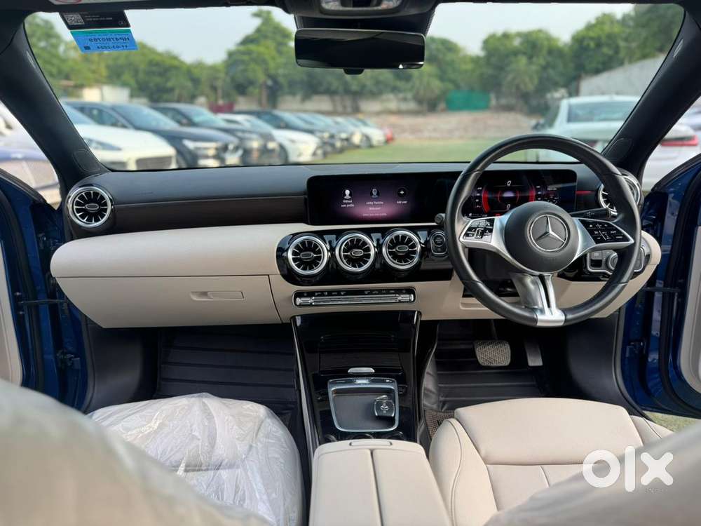 Mercedes-benz A-class Limousine 200, 2024, Petrol