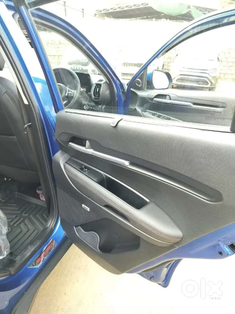 Kia Sonet Gtx Plus Imt Electric Blue Single Owner Well Maintained