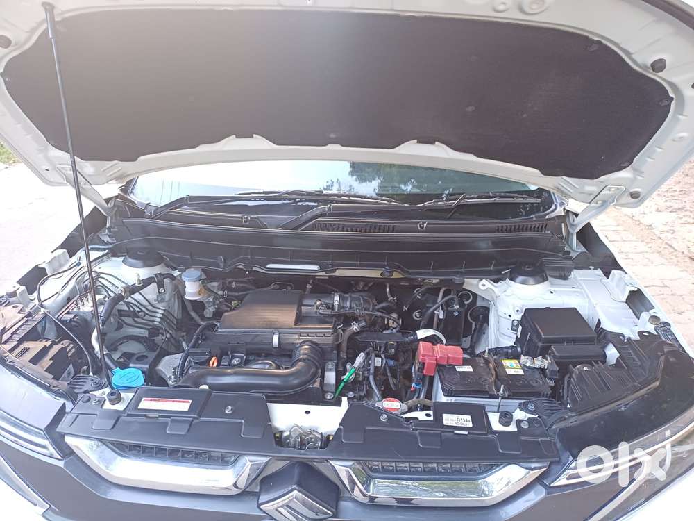 Maruti Suzuki Brezza 1.5 Zxi Smart Hybrid, 2024, Petrol