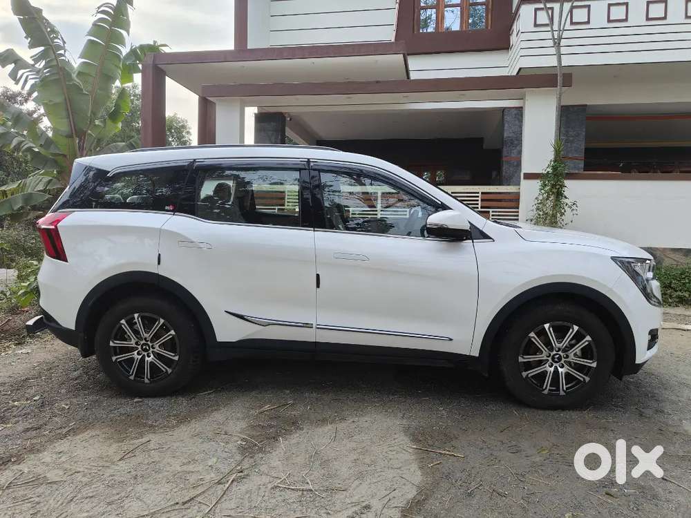 Xuv 700 Ax7l Diesel Automatic Top End