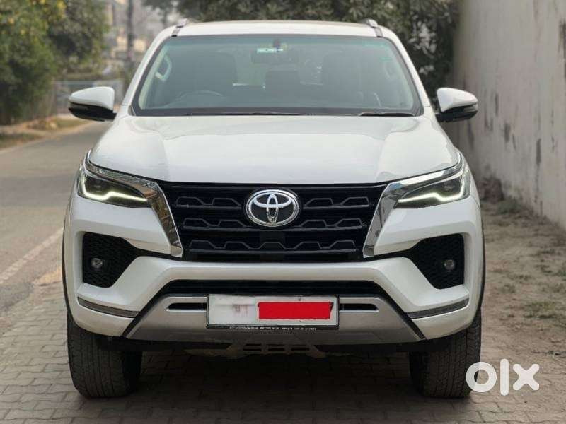 Toyota Fortuner 4x2 At 2.8 Diesel, 2022, Diesel