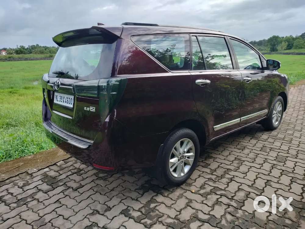 2017 Z Auto.family Using.(delhi Re)frm Toyota Showroom U Trust Delhi.