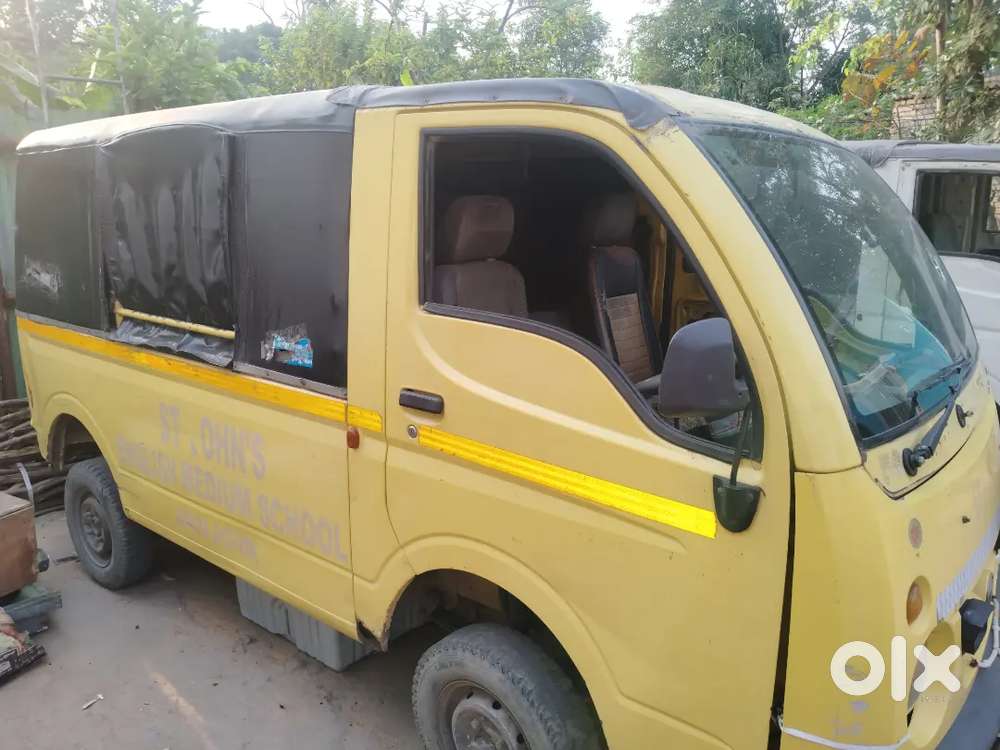 Dono Gaadi Bechna Hai.gaadi Chalu Condition Me Hai