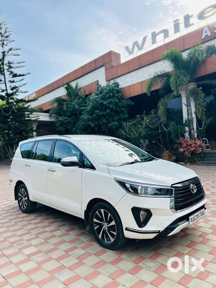 Toyota Innova Crysta 2.4 Z 7 Str, 2022, Diesel