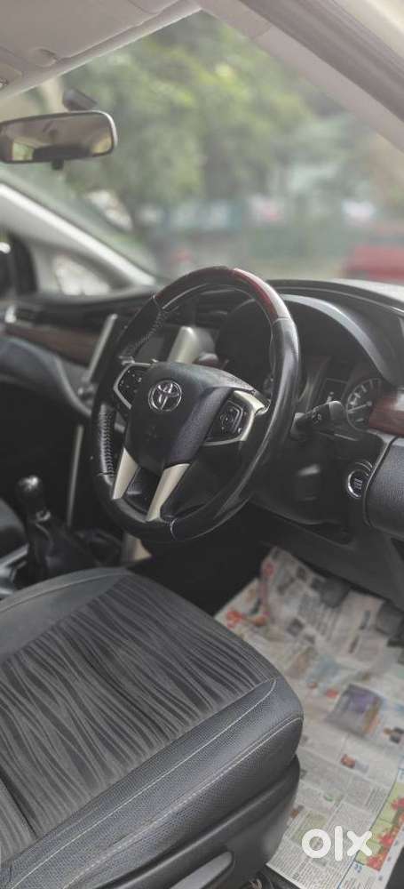 Toyota Innova Crysta 2.4 V, 2017, Diesel