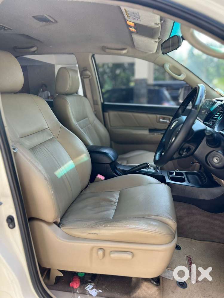 Toyota Fortuner 3.0 4x2 Automatic, 2014, Diesel