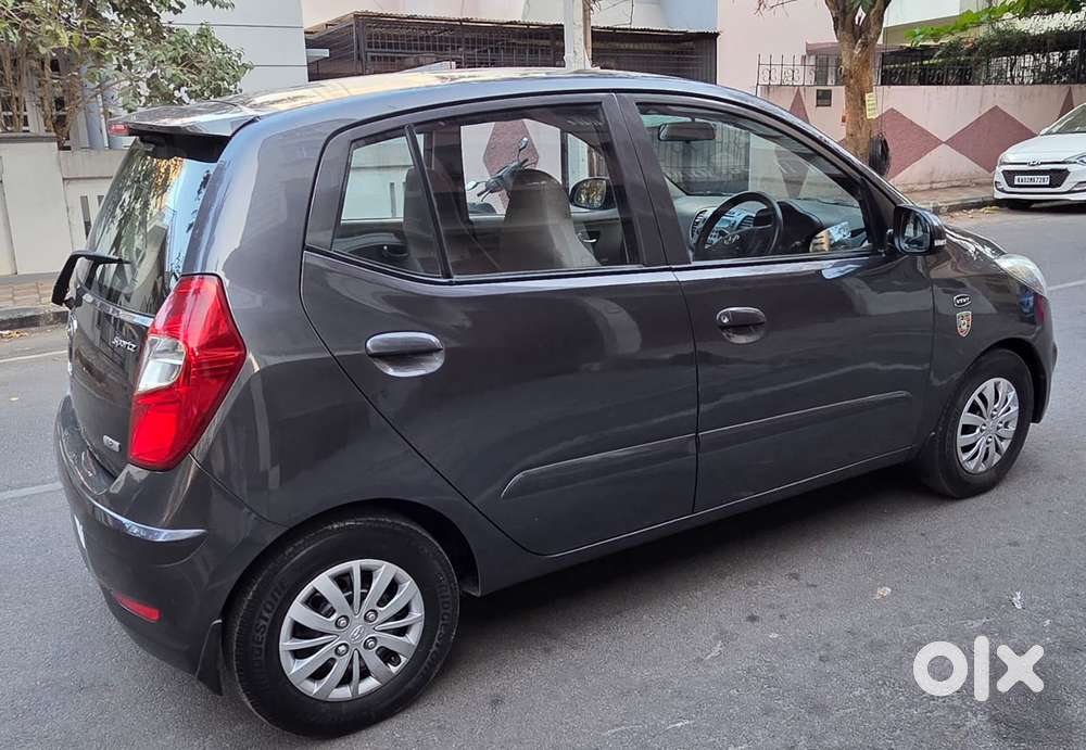 Hyundai I10 Sportz At, 2012, Petrol