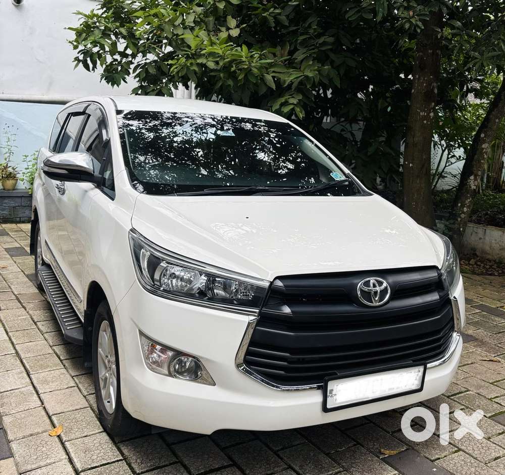 Toyota Innova Crysta 2.4 Gx Mt, 2017, Diesel