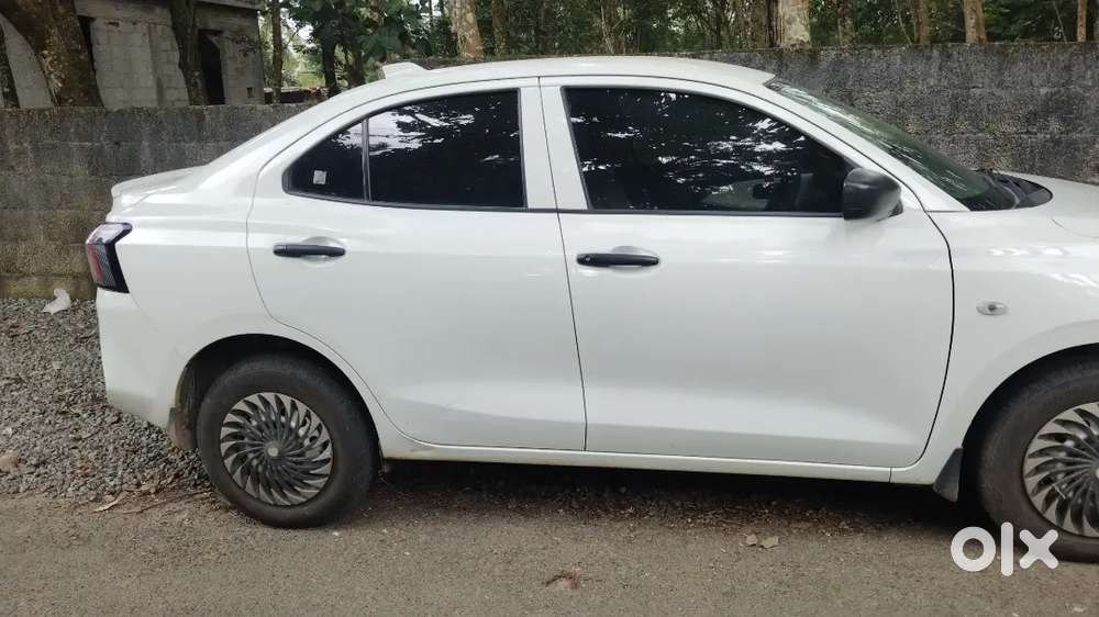 Maruti Suzuki Dzire 2025 Cng & Hybrids 20000 Km Driven