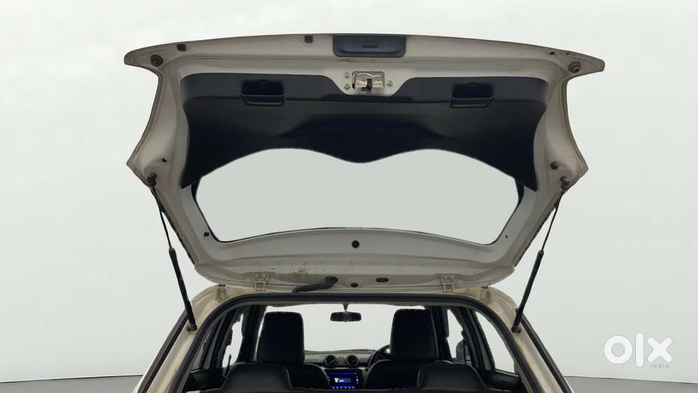 Maruti Suzuki Swift Vvt Vxi, 2022, Petrol