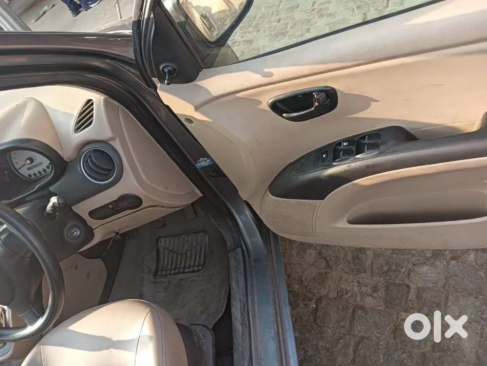 Hyundai Grand I10 2010 With 90000 Km Driven