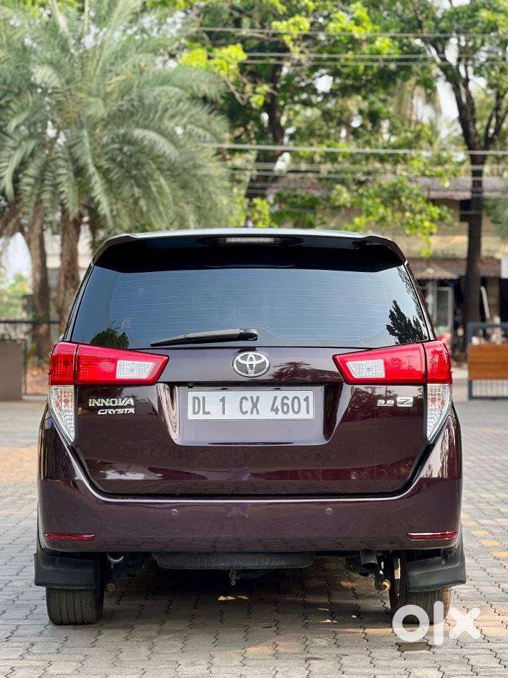 Toyota Innova Crysta 2.8z Automatic, 2017, Diesel