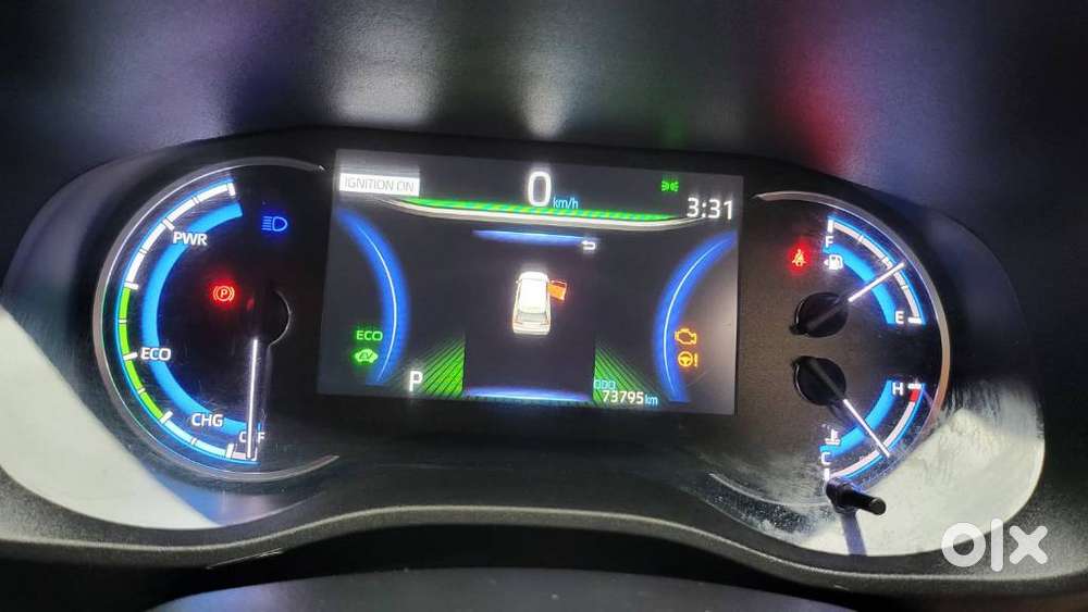 Maruti Suzuki Invicto Zeta Plus 7str, 2023, Petrol