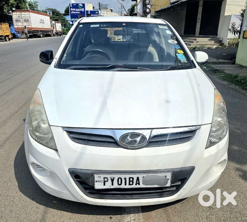 Hyundai I20 Sportz Petrol 2010
