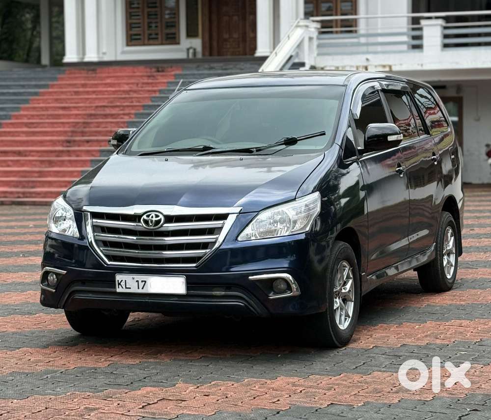Toyota Innova 2.5 G (diesel) 8 Seater, 2005, Diesel