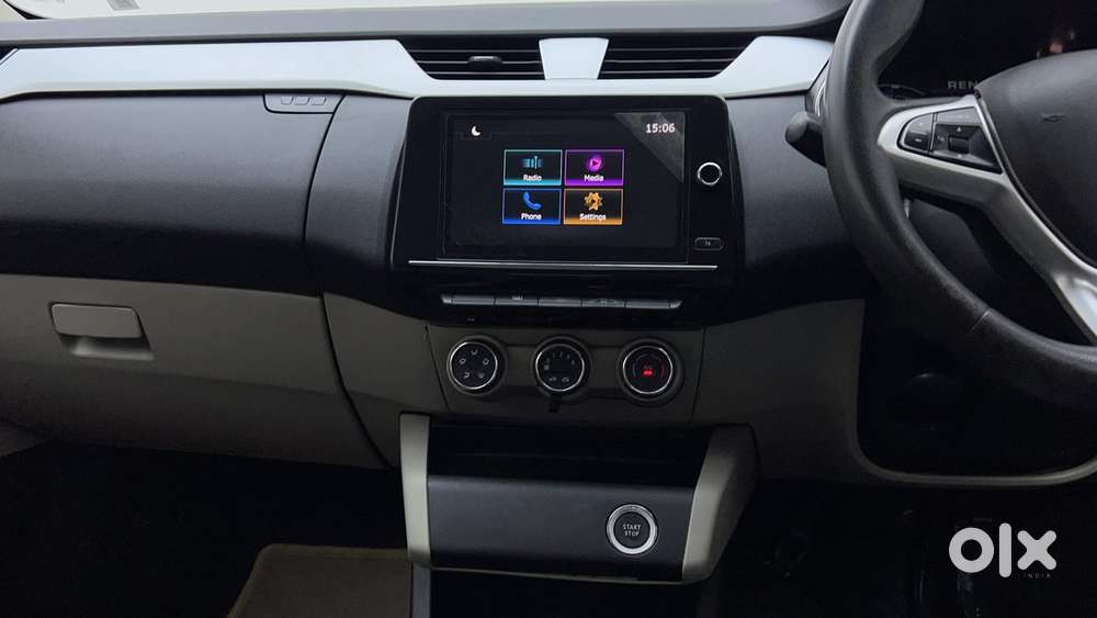 Renault Triber Rxz Easy-r Amt, 2021, Petrol