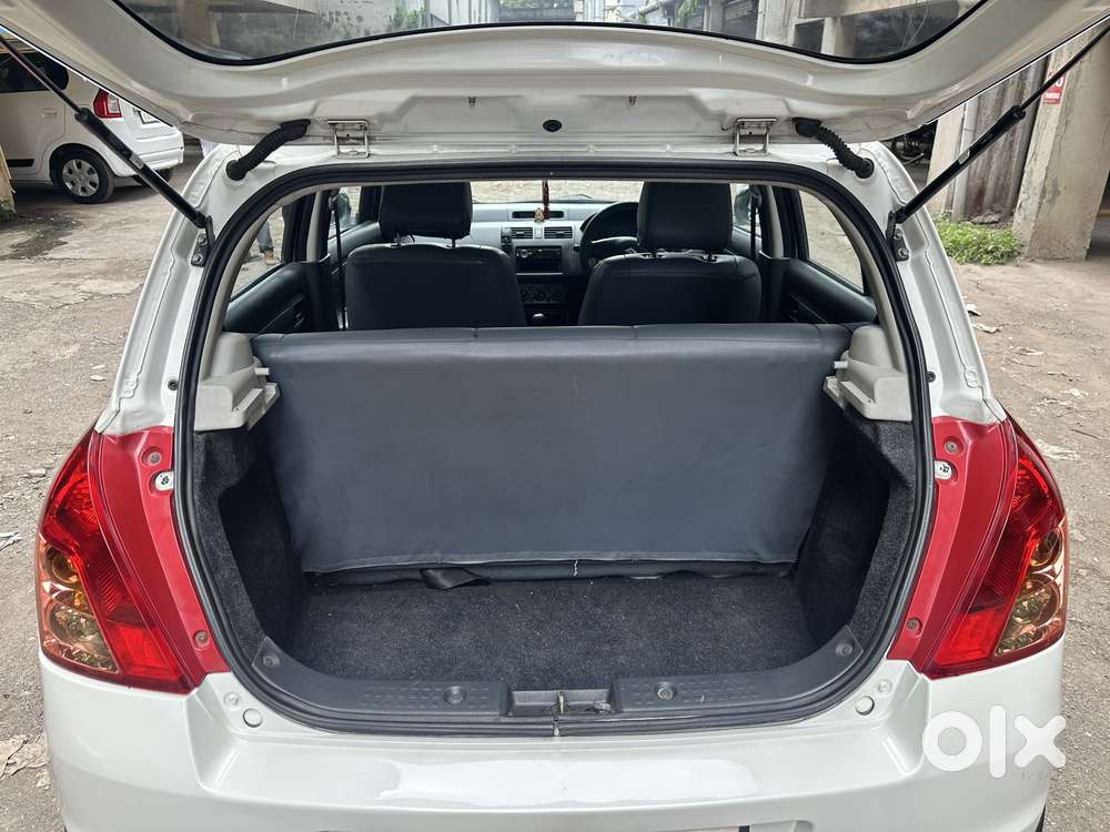 Maruti Suzuki Swift 1.3 Lxi, 2010, Petrol