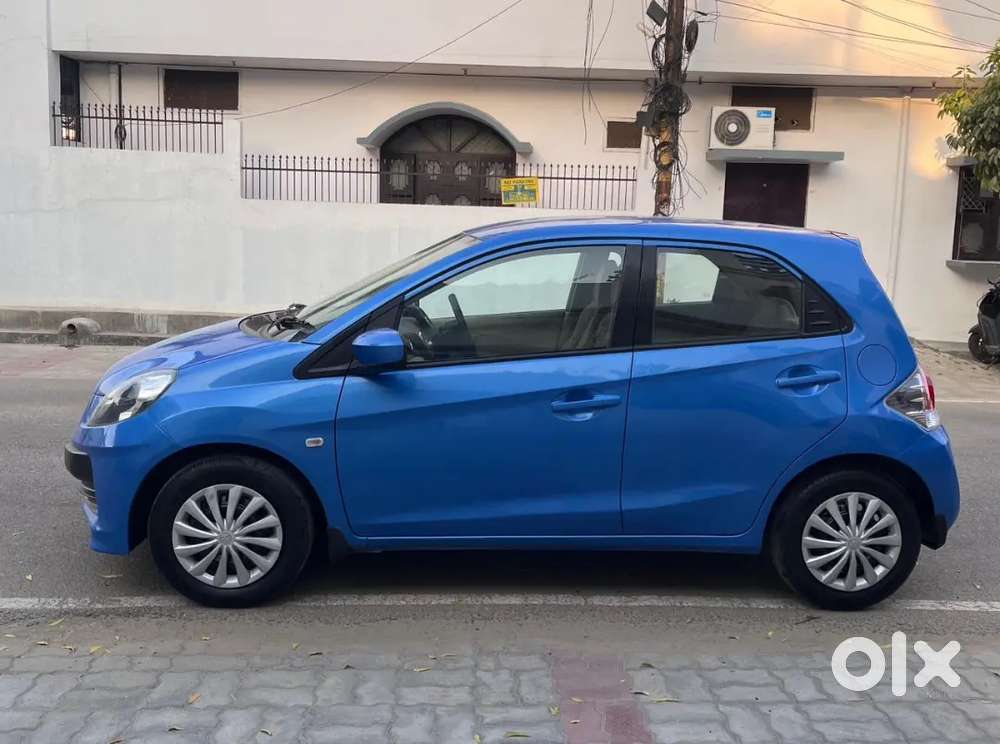 Honda Brio Mt 2012