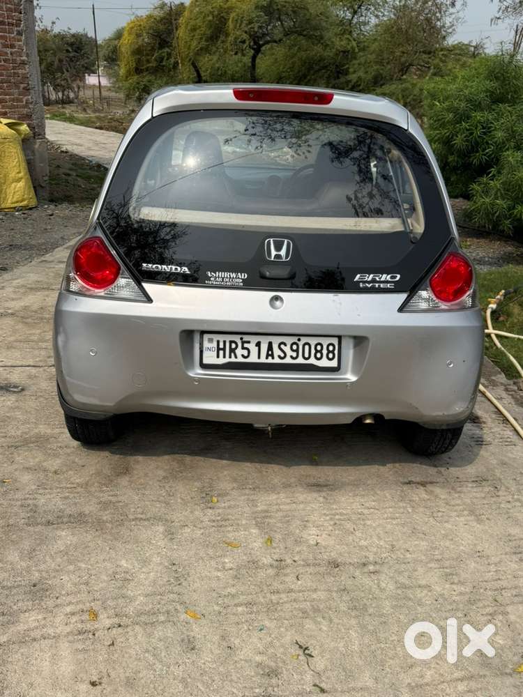 Honda Brio 2012 Petrol Well Maintained