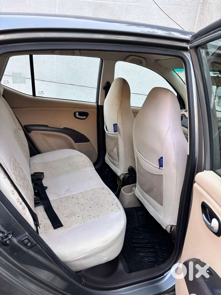 I10 -sportz At-  Excellent Condition