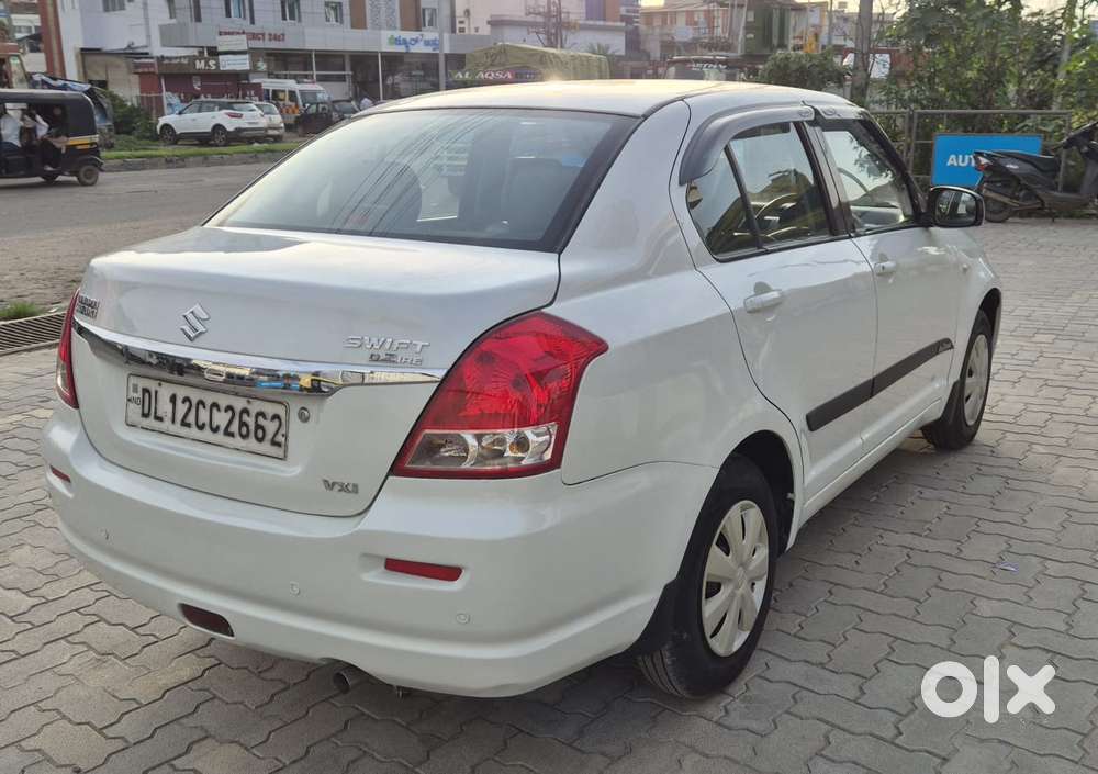 Maruti Suzuki Swift Dzire 1.3 Vxi, 2011, Petrol