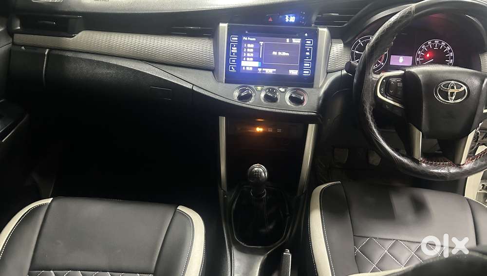 Toyota Innova Crysta 2.4 G Mt 8s, 2019, Diesel
