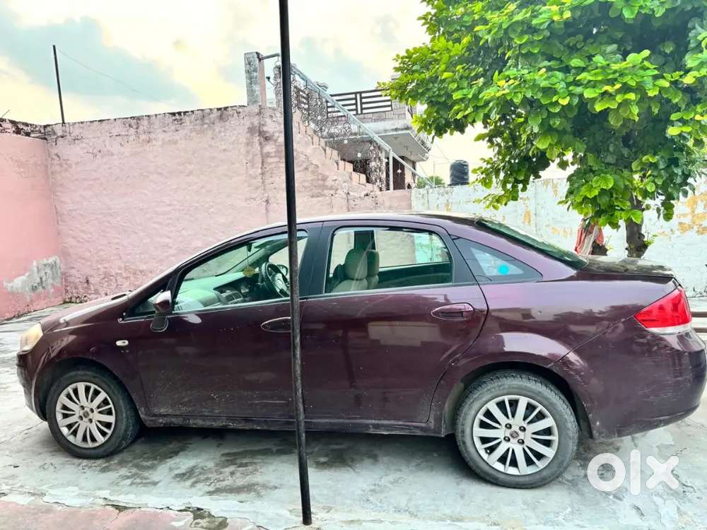 Fiat Linea 2011 Petrol 95000 Km Driven