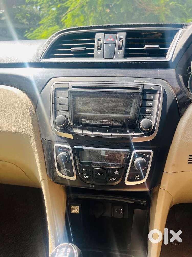 Maruti Suzuki Ciaz Smart Hybrid Alpha , 2018, Diesel