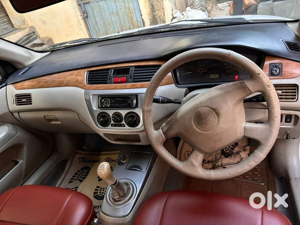 Mitsubishi Cedia