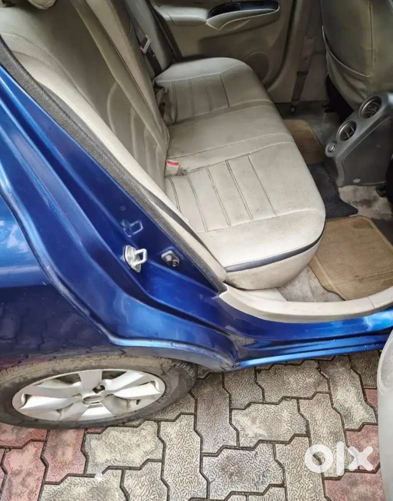 Nissan Sunny Diesel 2013 With 85000 Km 20-23 Average 1500 Cc