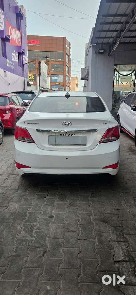 Hyundai Verna Fluidic 1.6 Vtvt Sx Opt, 2015, Petrol