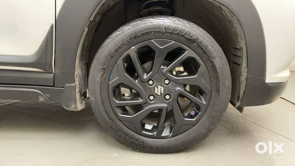 Maruti Suzuki Fronx Delta Plus 1.2l Ags, 2023, Petrol