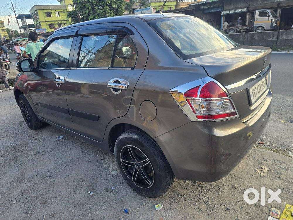 Maruti Suzuki Swift Dzire Vxi Optional, 2015, Petrol